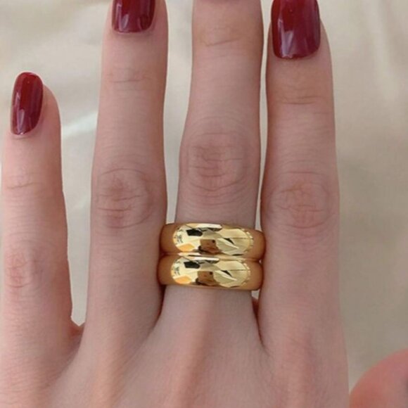 NWOT Gold Double Ring - Picture 3 of 7